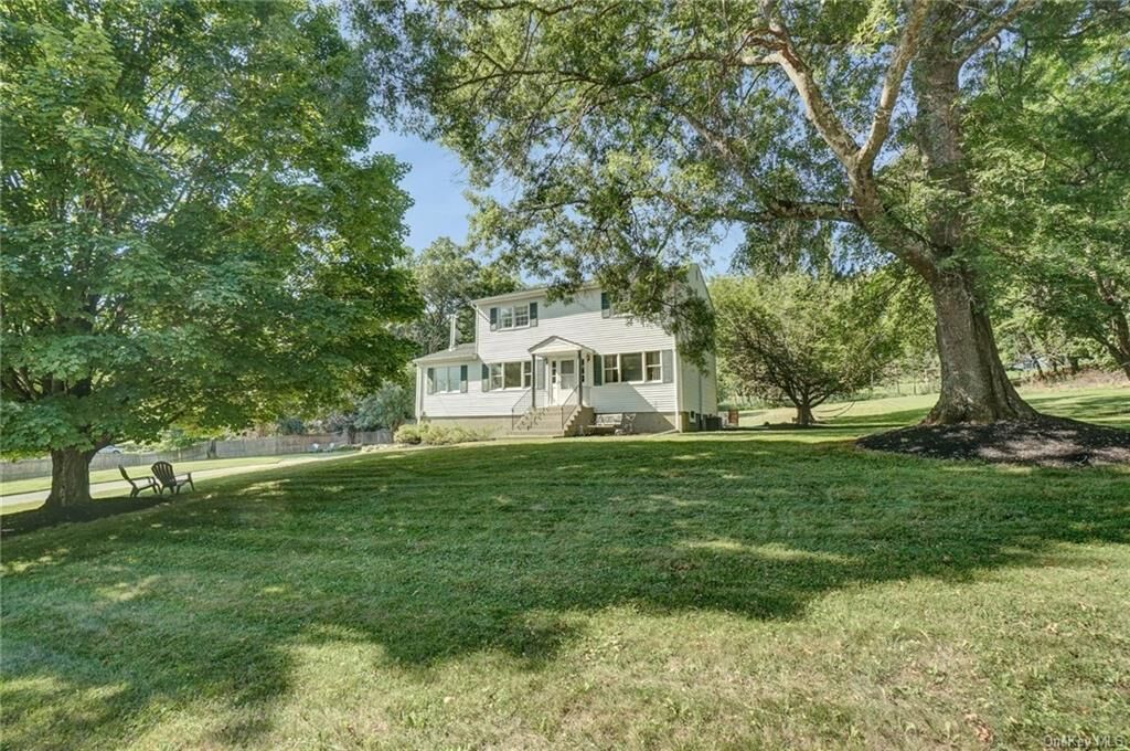 House for sale in Goshen 3 Stonehedge Drive, Goshen, NY 10924