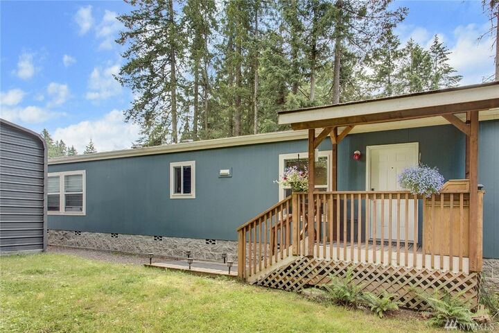 Property Photo:  16800 SE 304th St  WA 98042 