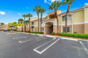 Property Photo:  815 W Boynton Beach Boulevard 13-105  FL 33426 