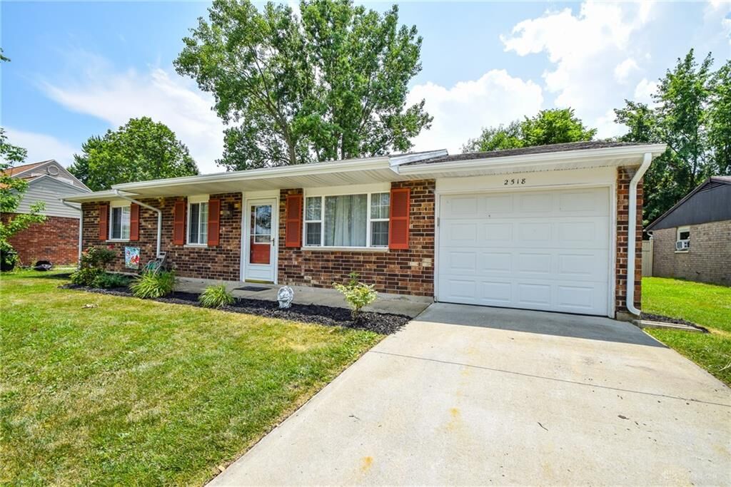 Property Photo:  2518 Inverness Court  OH 45373 