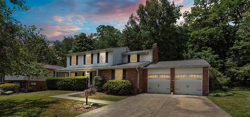 Property Photo:  5964 Dashwood Drive  PA 15102 
