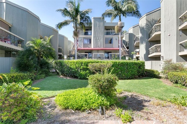 Property Photo: 2601 E 19th Street 15 CA 90755