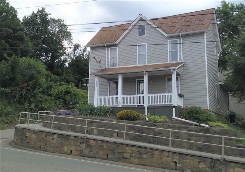 Property Photo:  908 New Castle St  PA 16001 