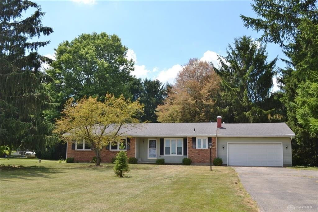 Property Photo: 4258 Urbana Moorefield Pike OH 43078