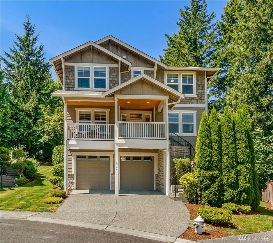 Property Photo: 6726 NE 201st Place WA 98028