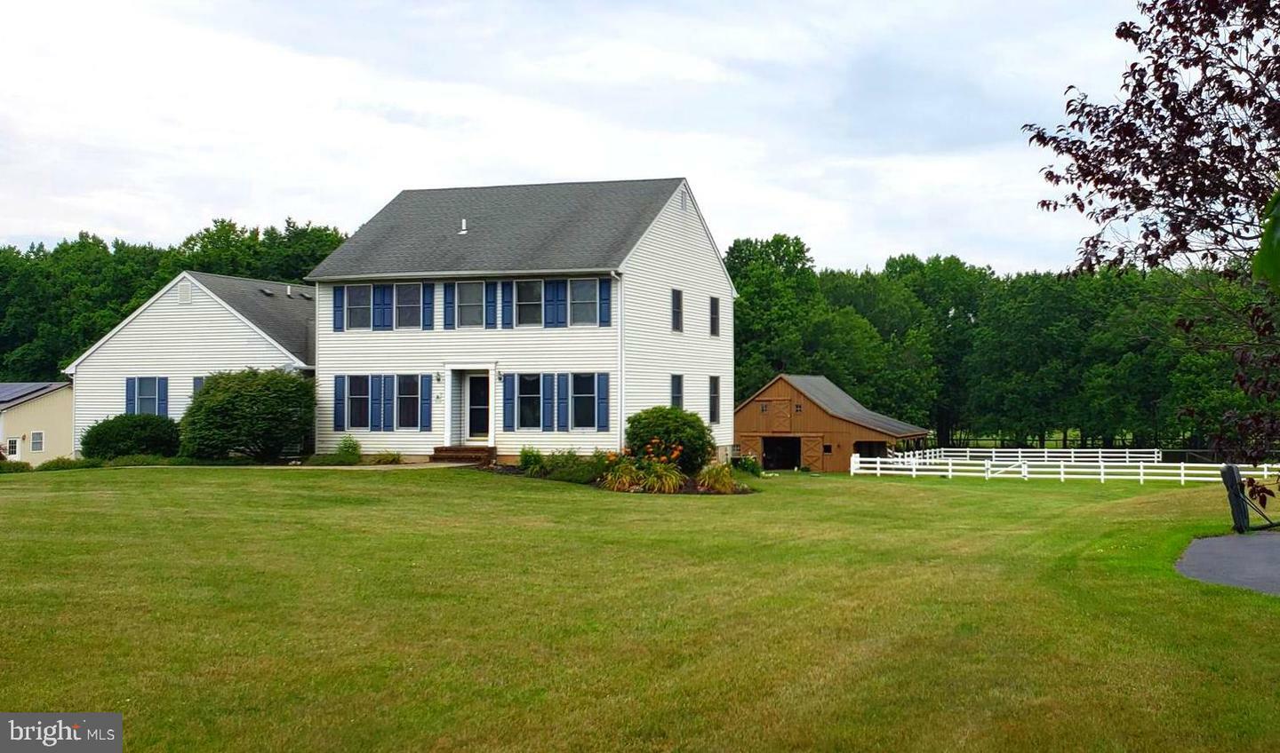 Property Photo:  513 Chesterfield Arneytown Road  NJ 08515 