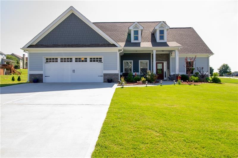 Property Photo: 95 Summerlyn Drive GA 30141