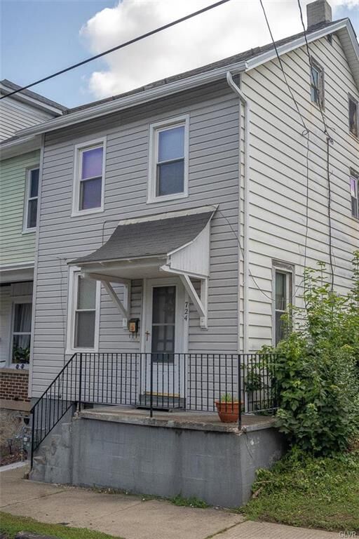 Property Photo:  724 Centre Street  PA 18042 