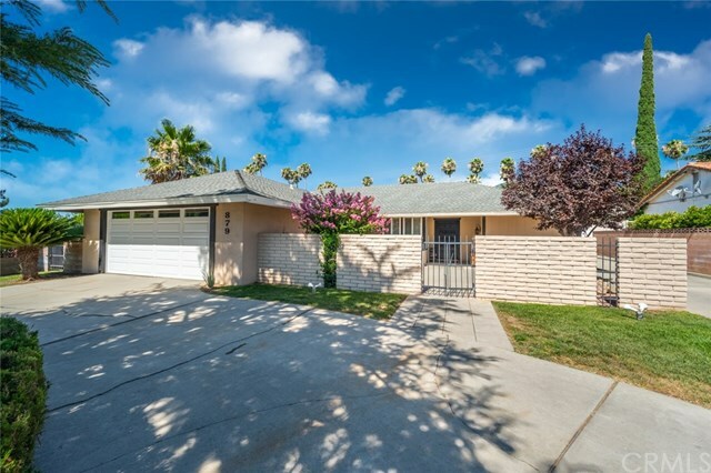 Property Photo:  879 Dysart Drive  CA 92220 