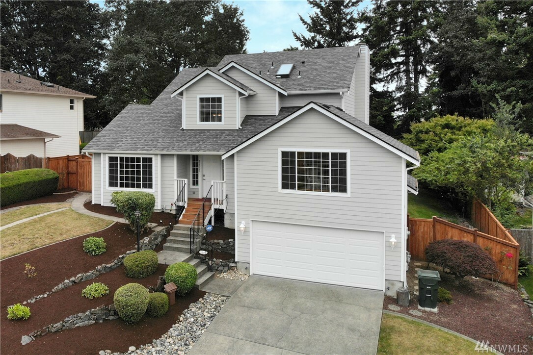 Property Photo:  10007 99th St SW  WA 98498 