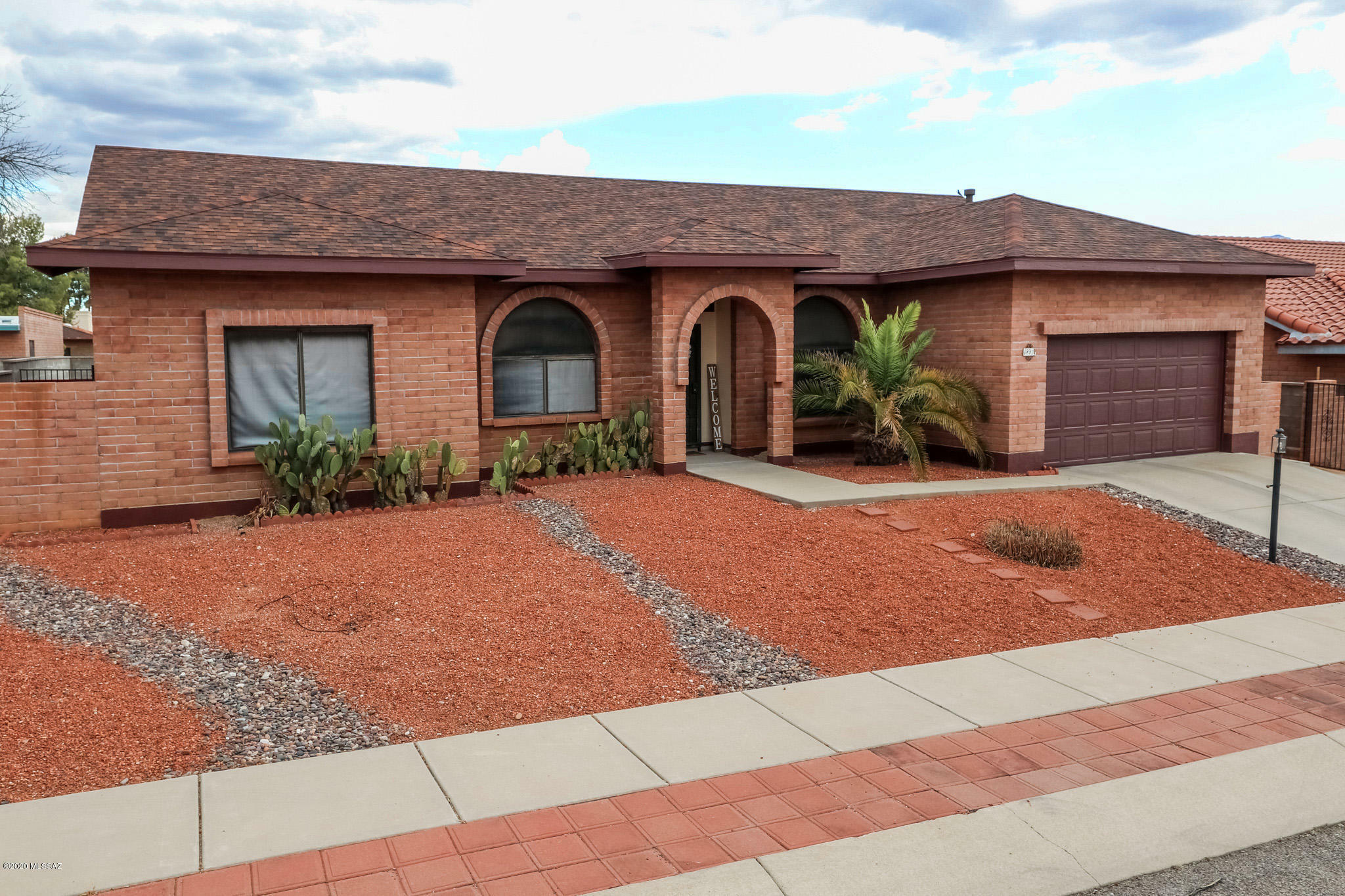 Property Photo:  891 N Carribean Avenue  AZ 85748 