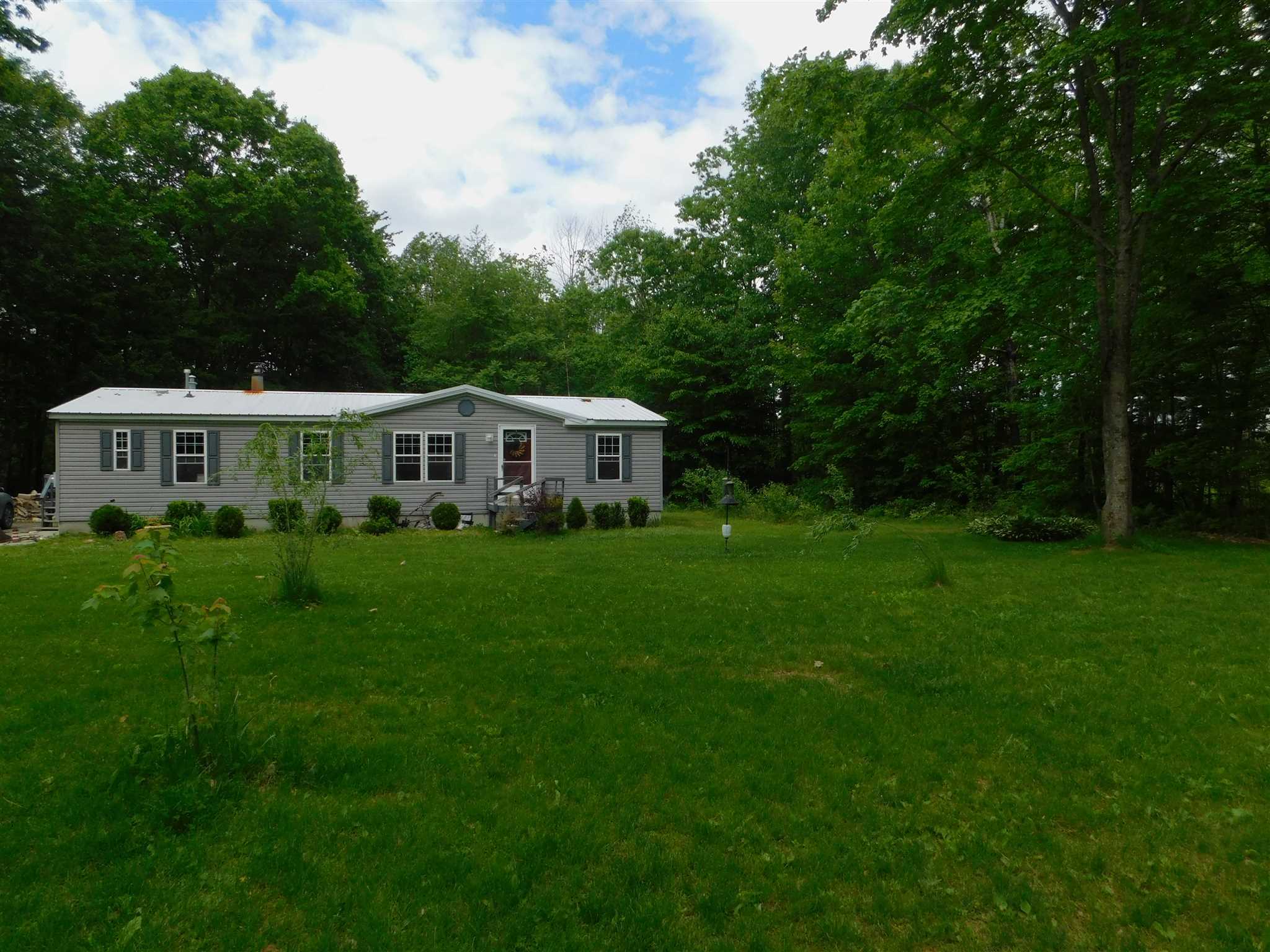 Property Photo:  1453 Upper City Road  NH 03263 