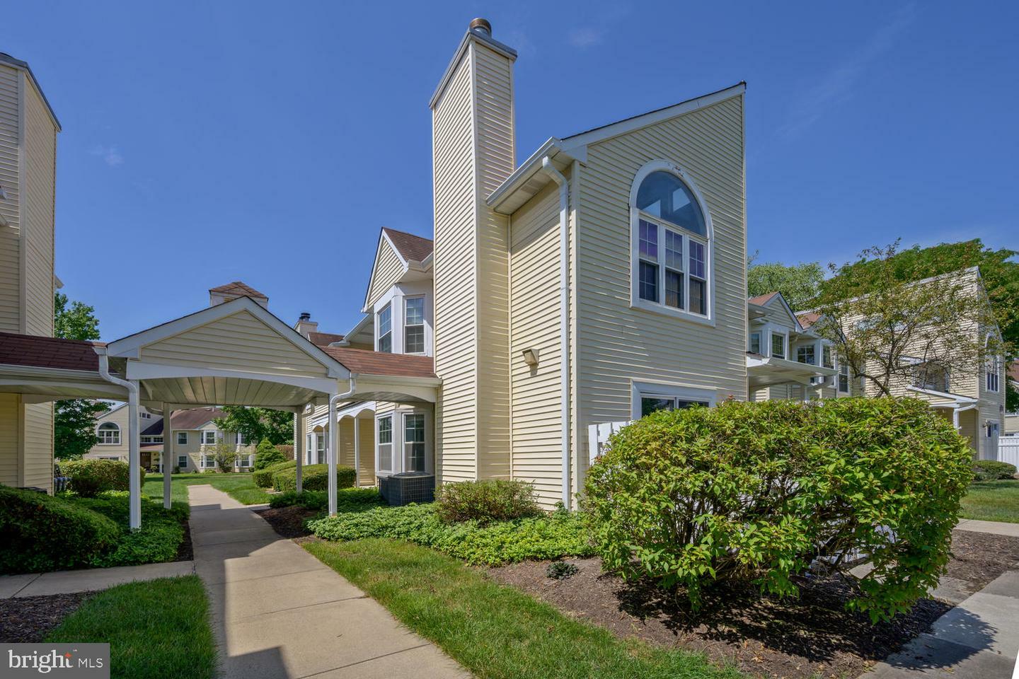 Property Photo:  24 Powell Court  NJ 08520 