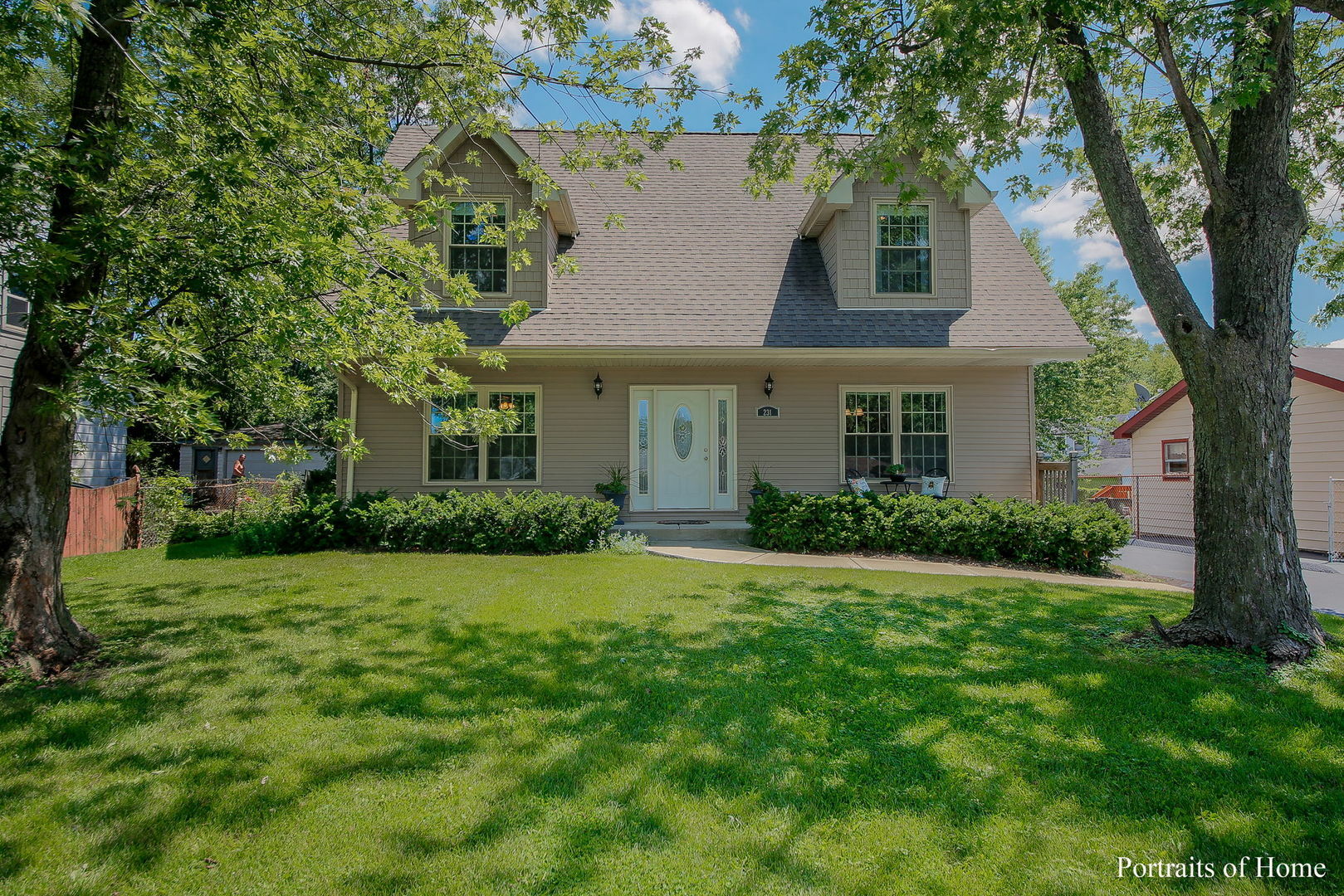 Property Photo:  231 Highland Road  IL 60527 