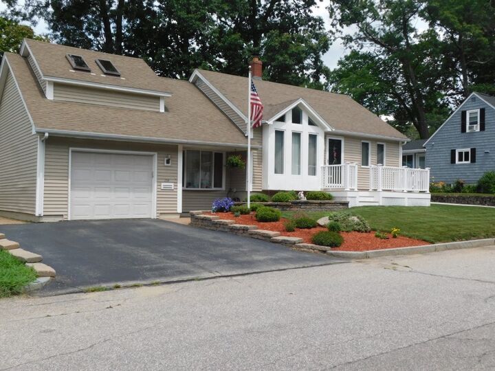 Property Photo:  154 Seames Drive  NH 03103 