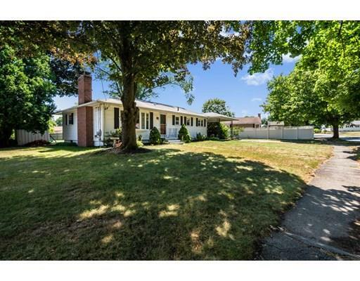 Property Photo: 45 Crestlan Cir MA 01604
