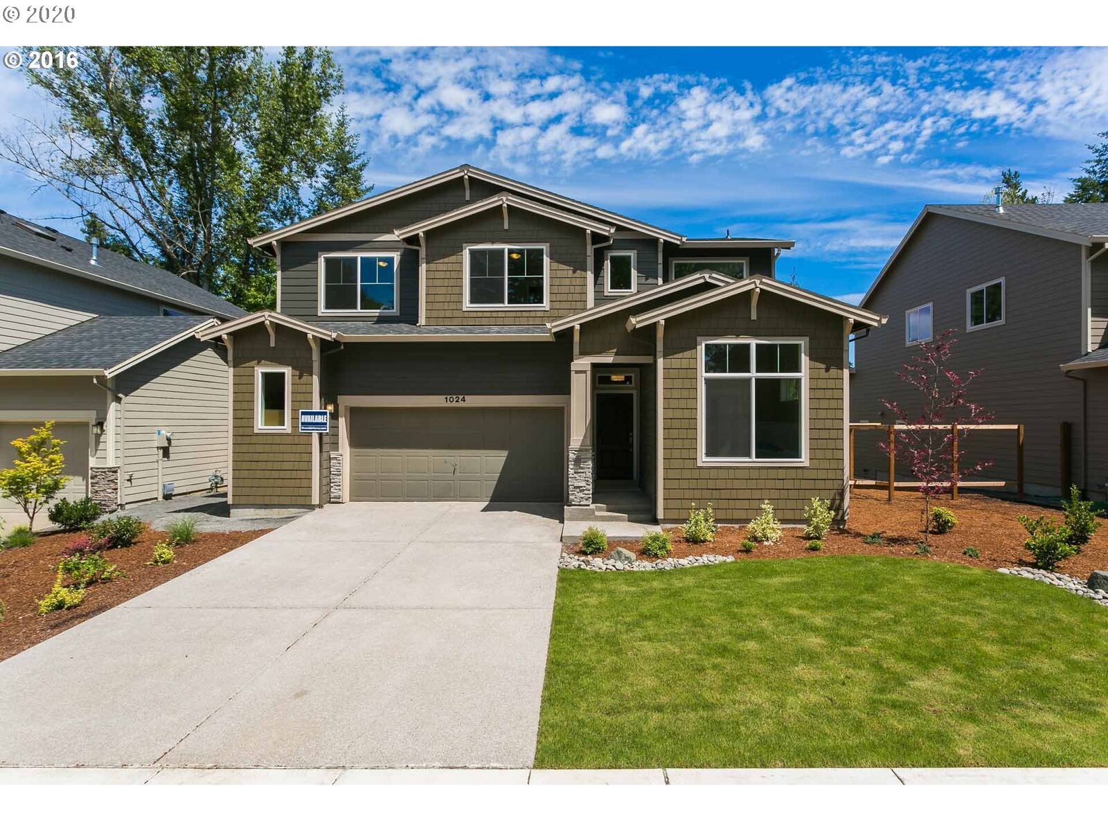 Property Photo: 1024 SE 47th Ave OR 97123