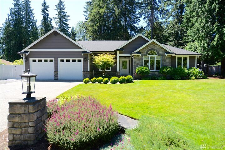 8104  Springfield Drive NW  Gig Harbor WA 98329 photo