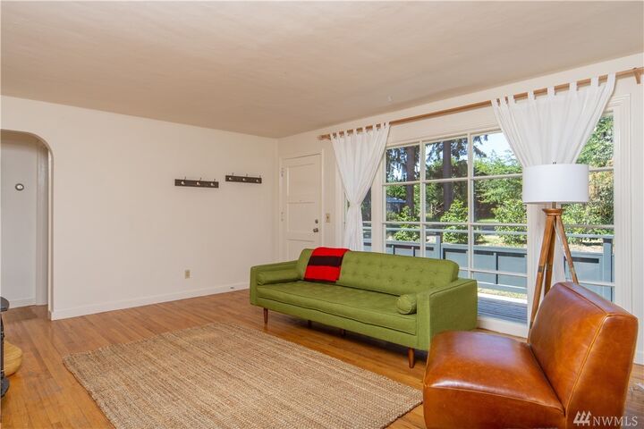 Property Photo:  1089  20th  WA 98368 