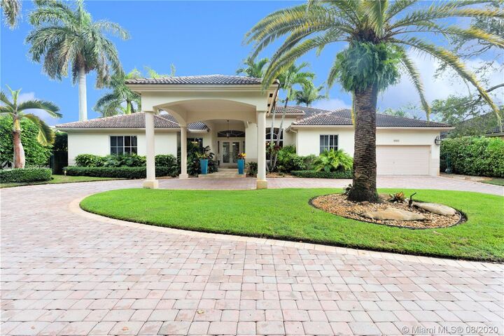 9661 SW 123rd St  Miami FL 33176 photo