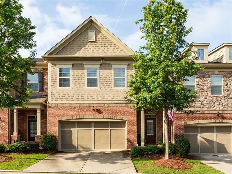 Property Photo: 825 Northam Lane GA 30342