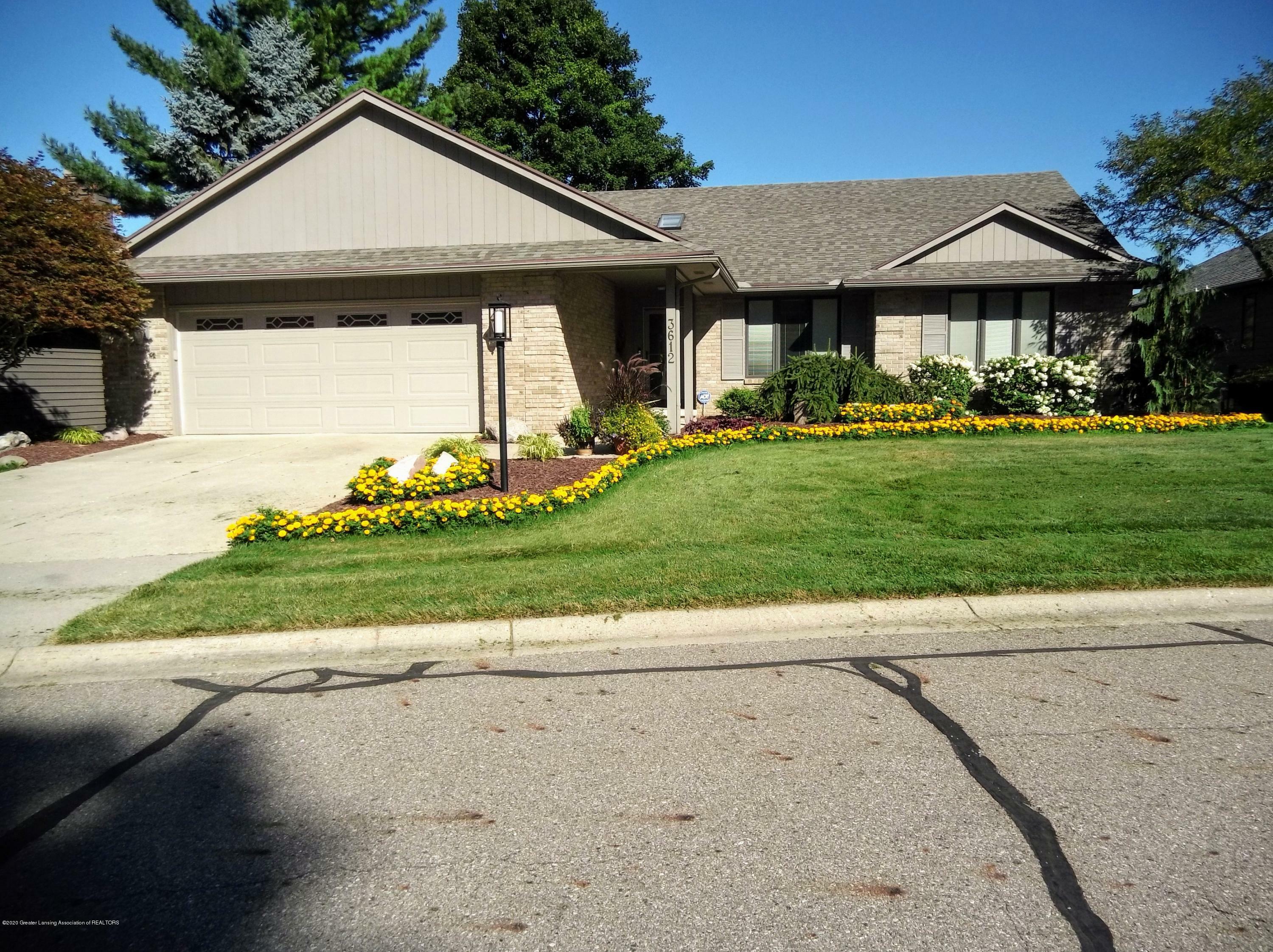 Property Photo:  3612 Muirfield Drive  MI 48911 