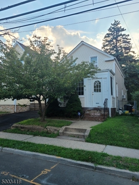 Property Photo: 321 Boyden Ave NJ 07040
