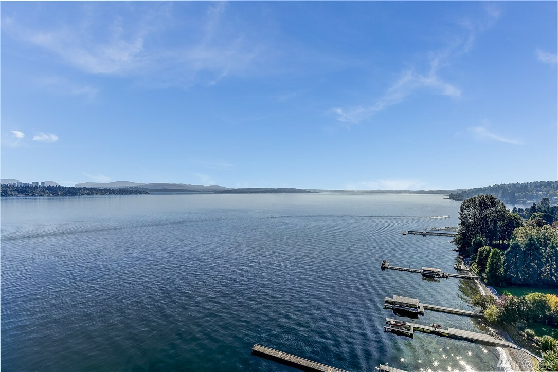 Property Photo: 1620 43rd Ave E 15A-B WA 98112