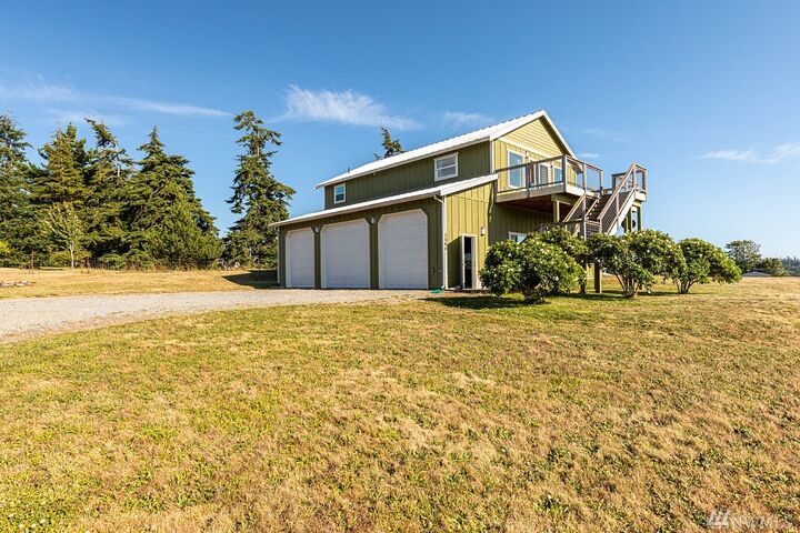 Property Photo: 2864 Golf Course Road WA 98277