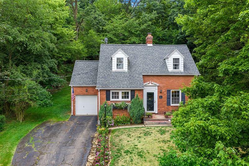 Property Photo:  106 Sycamore Dr  PA 15237 