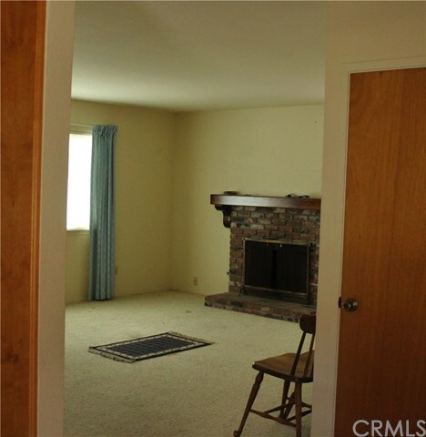 Property Photo:  1440 Island Court  CA 93445 