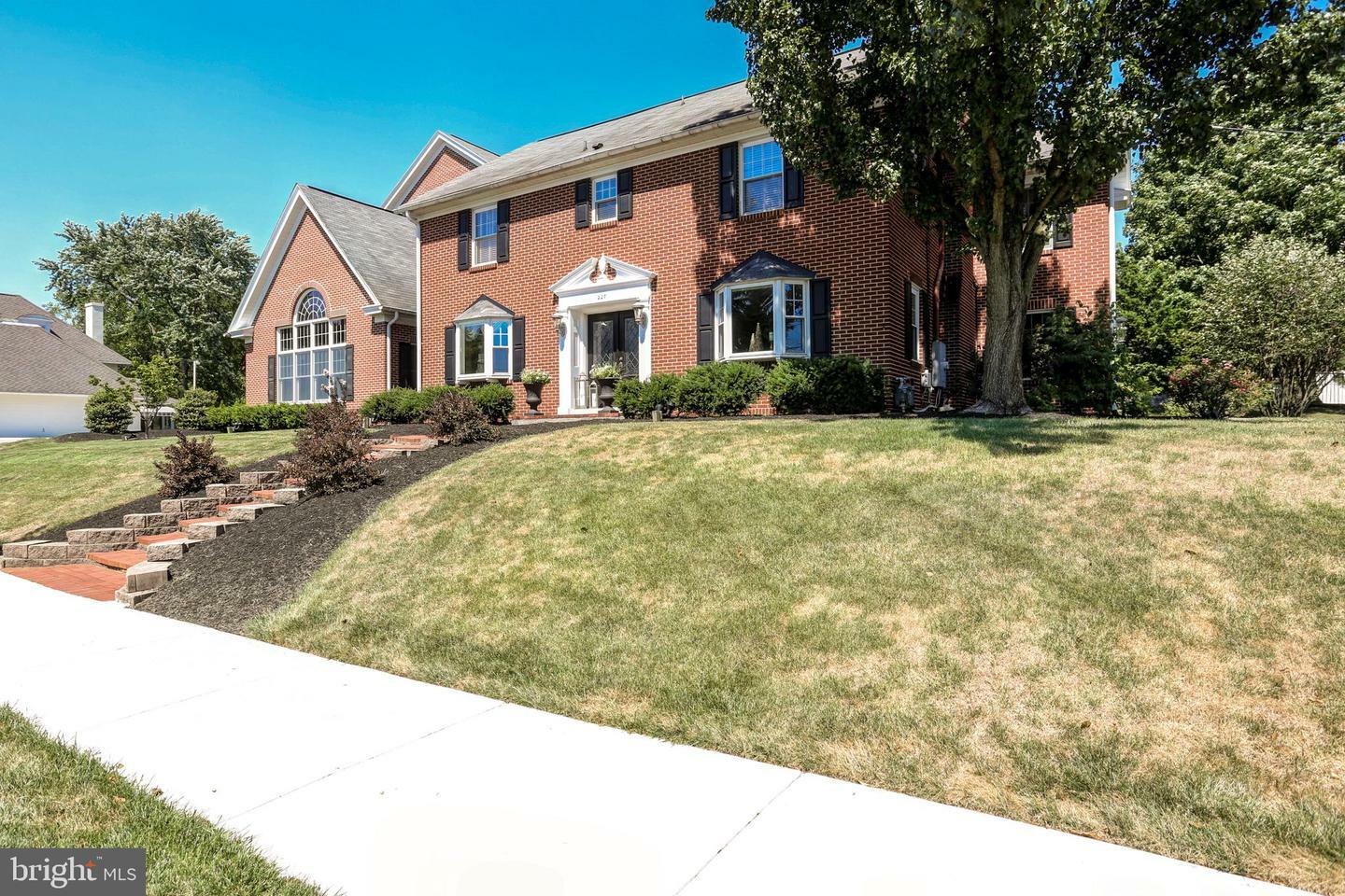 Property Photo: 227 Homestead Road PA 17033