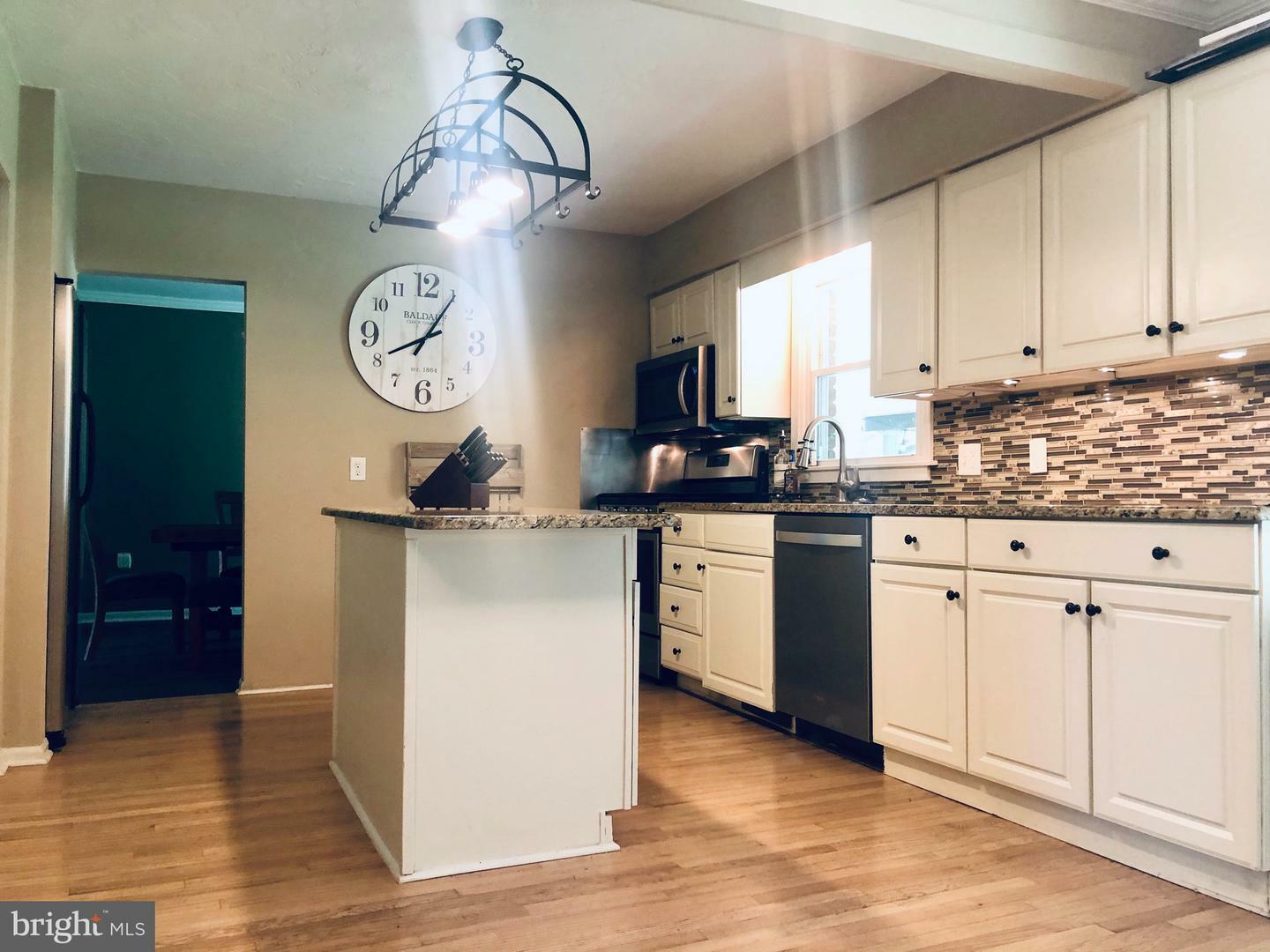 Property Photo: 1611 Detwiler Court PA 17403