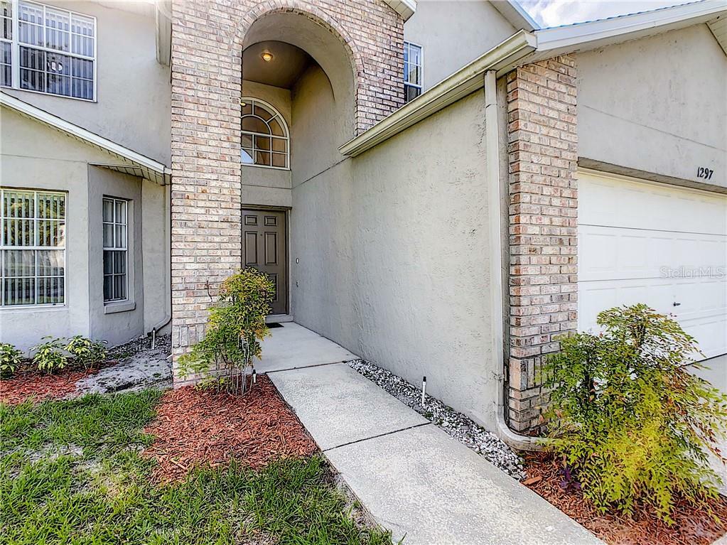 Property Photo:  1297 Falconcrest Boulevard  FL 32712 