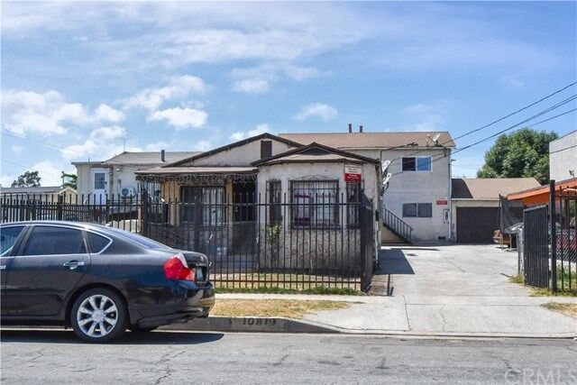 Property Photo:  10819 Burin Avenue  CA 90304 