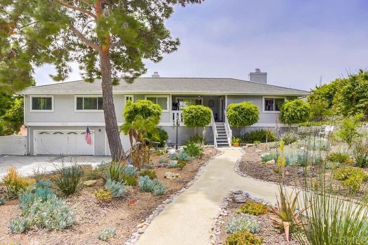 Property Photo: 1823 Ivy Rd CA 92054