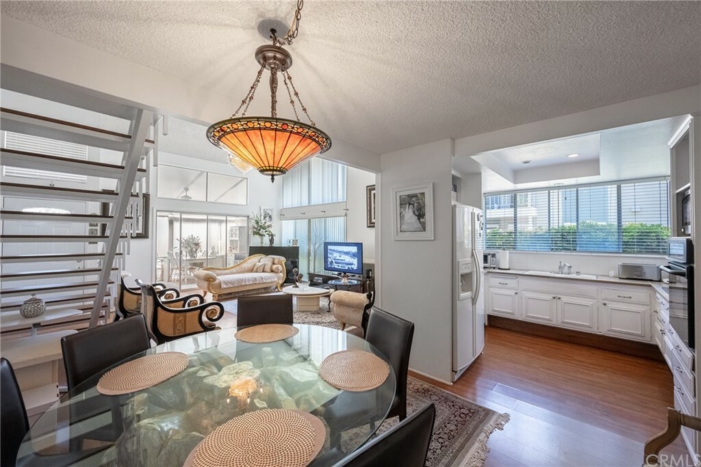 Property Photo: 34 Calle Aragon A CA 92637