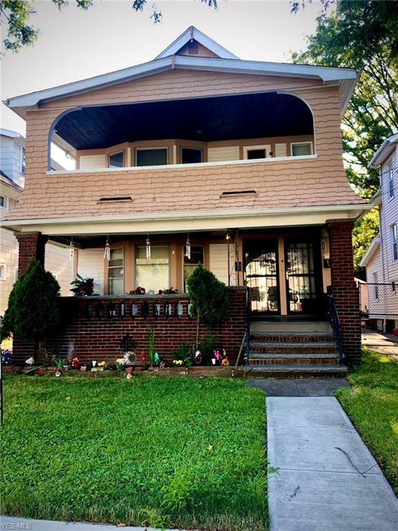 Property Photo: 412 E 146th Street OH 44110