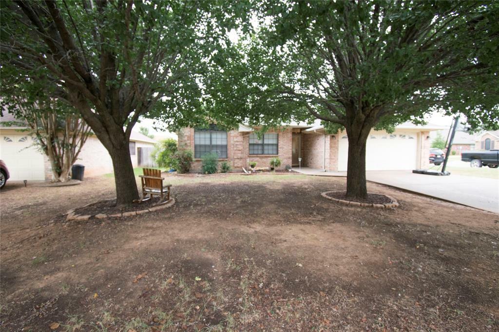 Property Photo:  1527 Clover Lane  TX 76048 