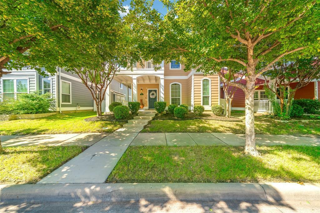 Property Photo:  909 Hayden Lane  TX 76227 