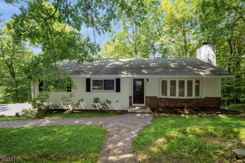 Property Photo: 14 Whitman Dr NJ 07834