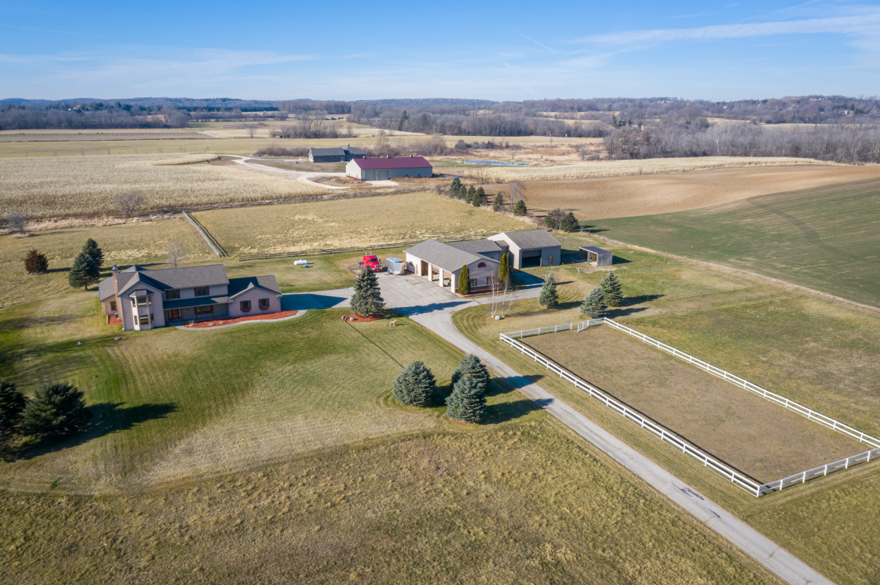 Property Photo:  4181 Mayfield Rd  WI 53095 