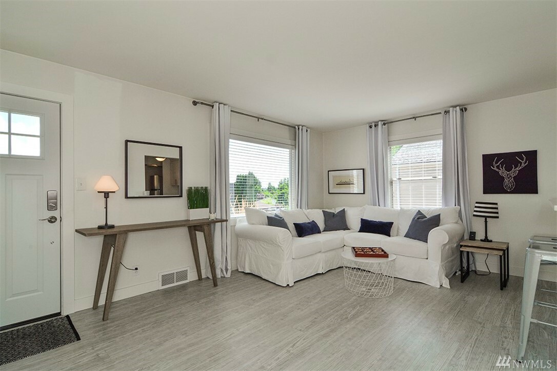 Property Photo: 8445 36th Ave SW WA 98126