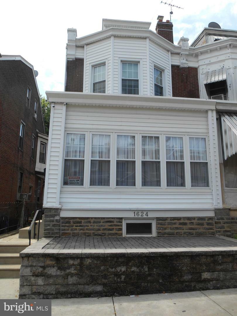 Property Photo:  1624 Wakeling Street  PA 19124 