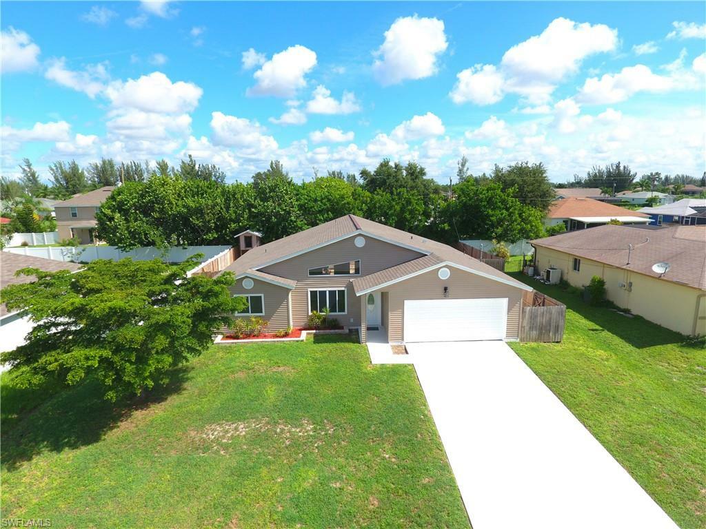 Property Photo:  613 SW 23rd Terrace  FL 33991 