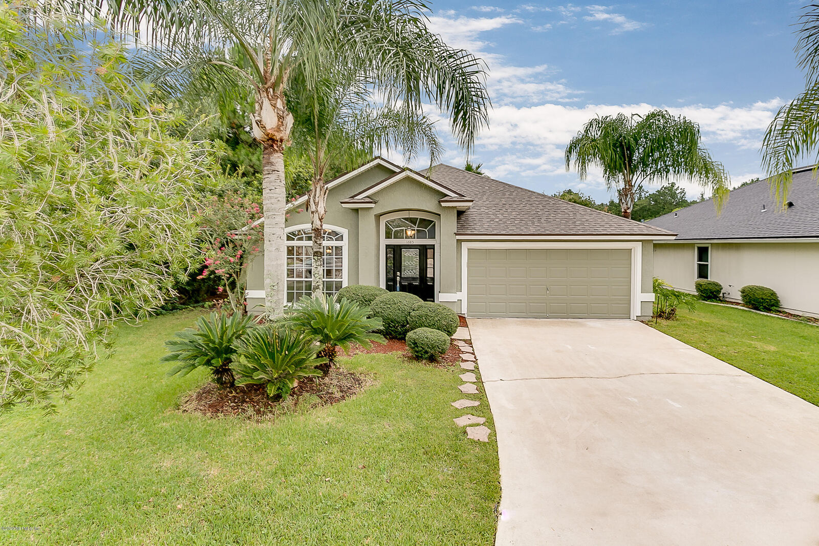 Property Photo:  1685 Covington Lane  FL 32003 