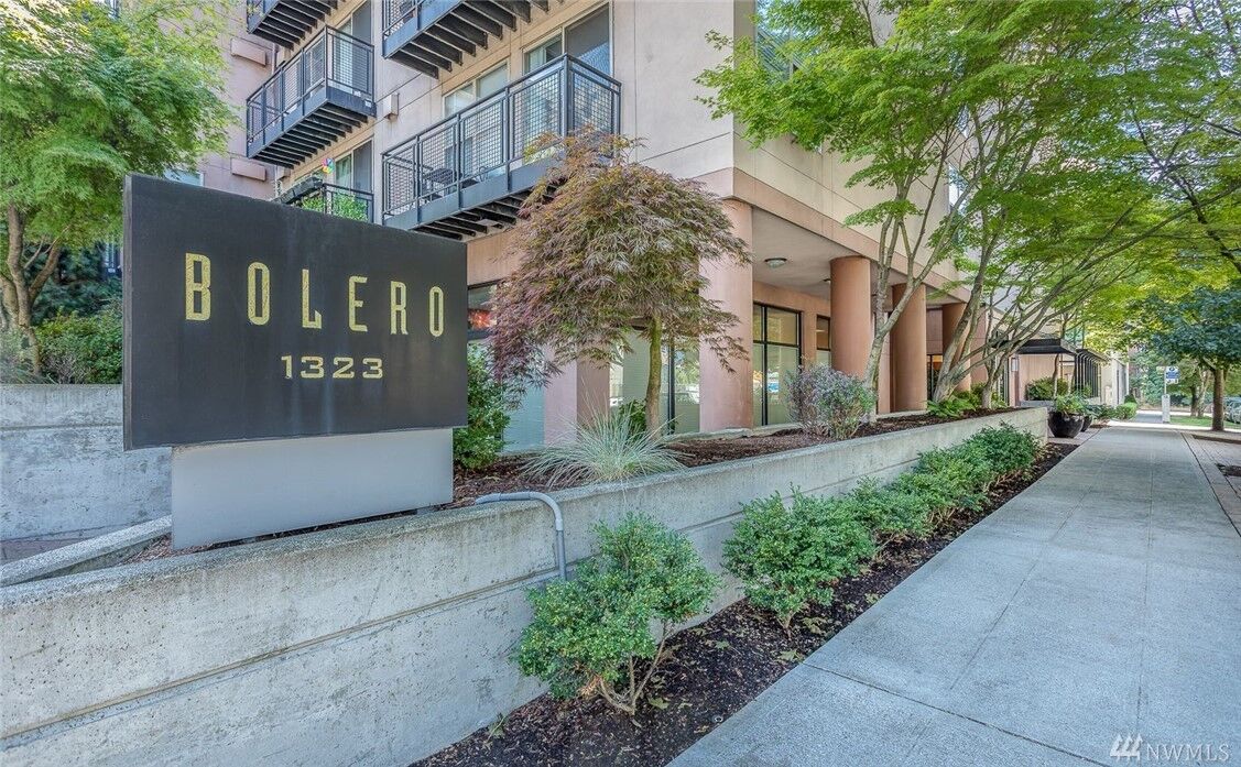 Property Photo:  1323  Boren Avenue 207  WA 98101 