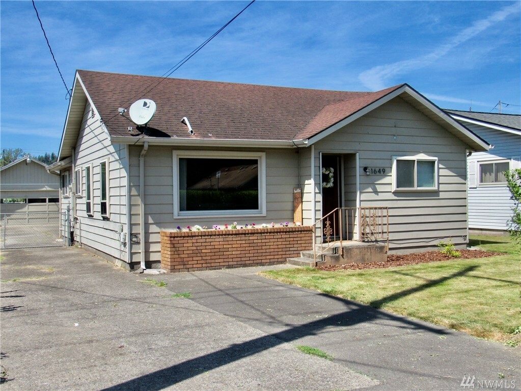 1649 N 2nd Ave  Kelso WA 98626 photo