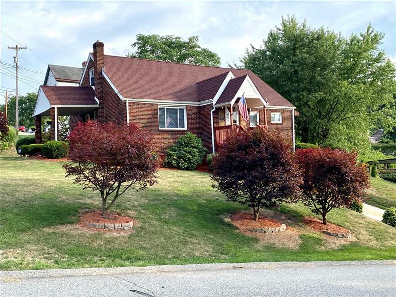 Property Photo: 458 Penn Ave PA 15137