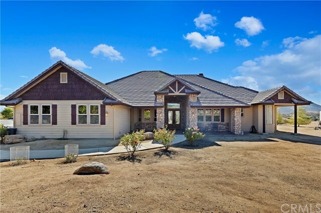 Property Photo:  39585 Stirrup Road  CA 92592 